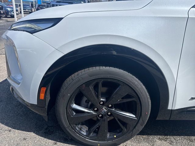 New 2026 Buick Envision Sport Touring image 4