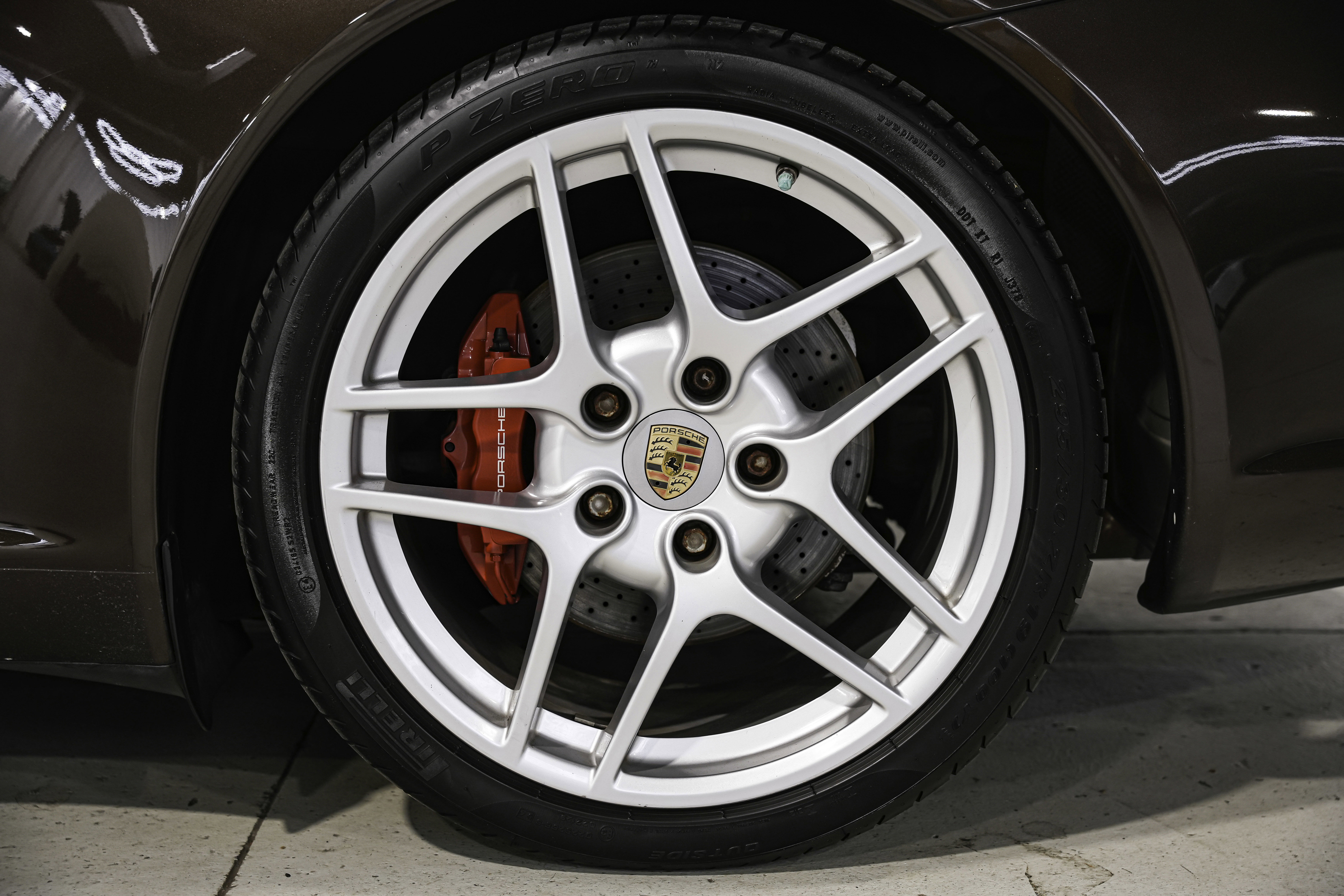 Used 2010 Porsche 911 Carrera S image 46