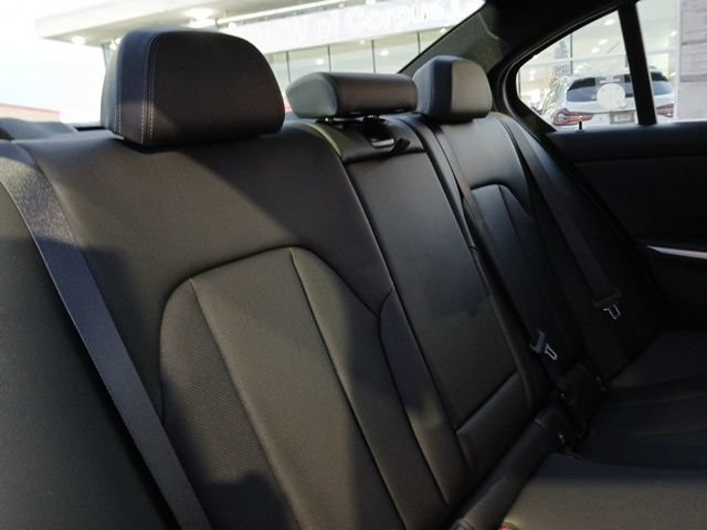 New 2026 BMW 330i Sedan RWD image 12