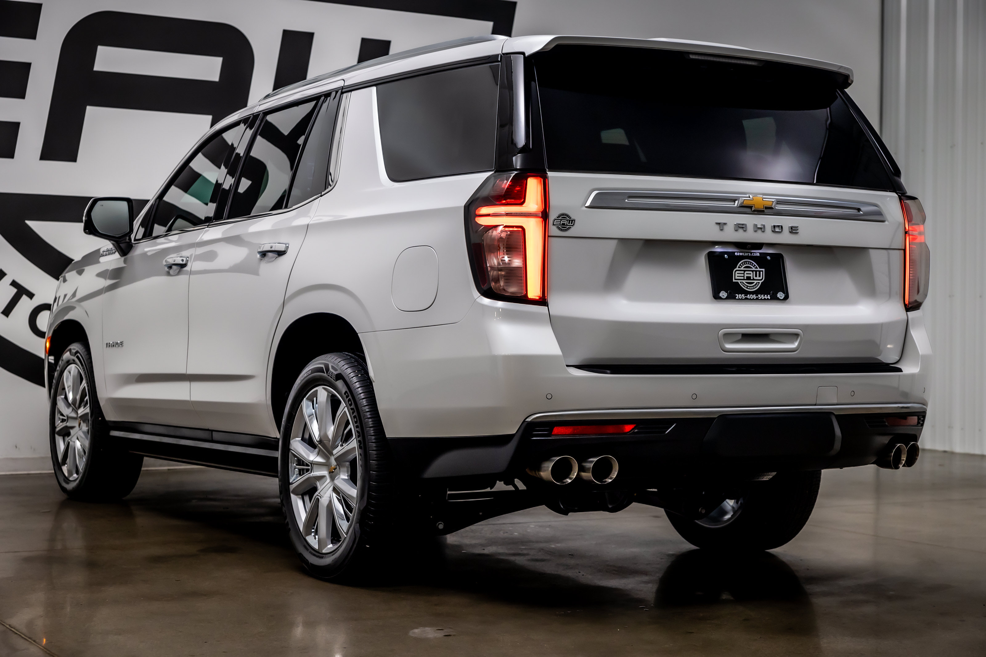 Used 2021 Chevrolet Tahoe High Country w/ Premium Package AWD/4WD image 31