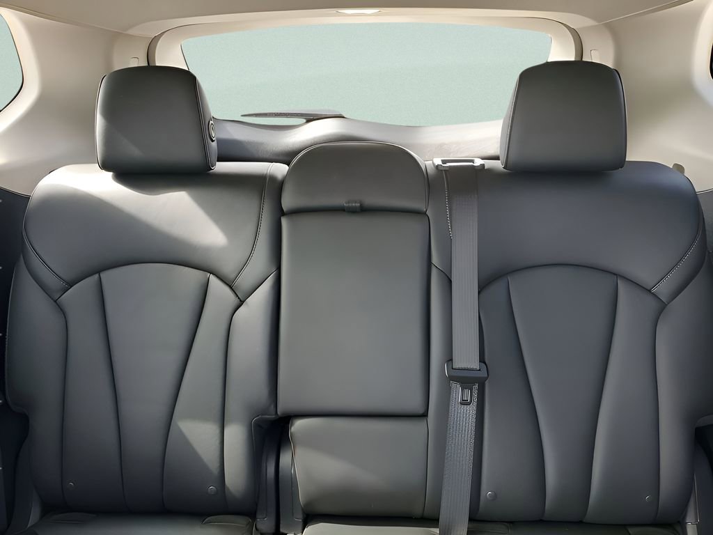 Used 2020 Buick Envision Essence image 13