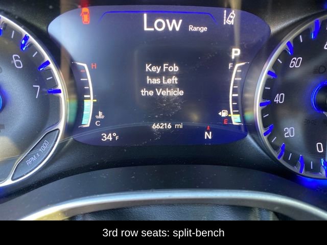 Used 2022 Chrysler Pacifica Touring-L image 19