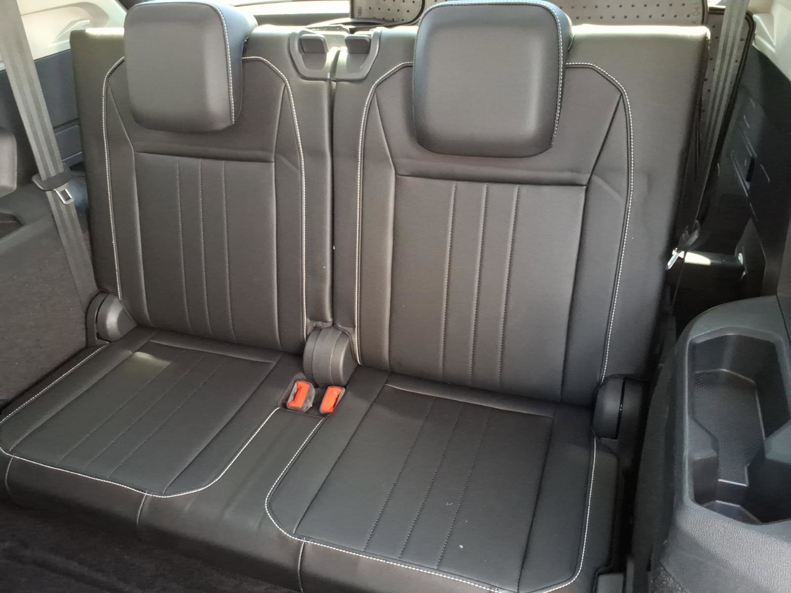 Certified 2022 Volkswagen Tiguan SE FWD image 22