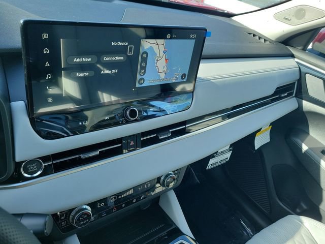 New 2025 Mitsubishi Outlander SEL image 30