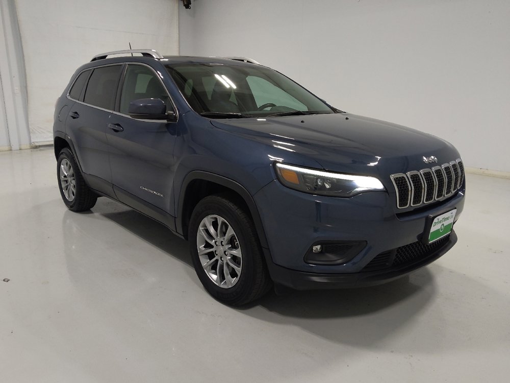Used 2020 Jeep Cherokee Latitude Plus w/ Comfort/Convenience Group AWD/4WD image 13