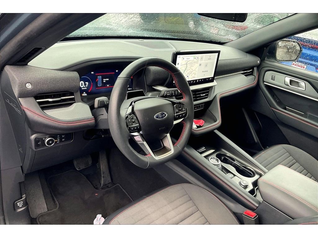 Used 2025 Ford Explorer ST-Line image 14