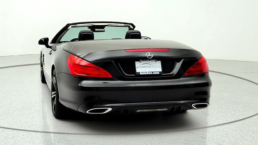 Used 2018 Mercedes-Benz SL 450 w/ Premium I Package image 6