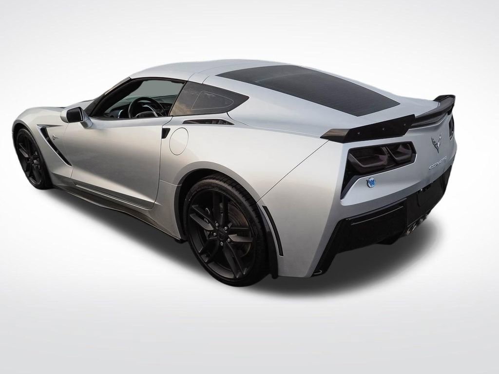 Used 2018 Chevrolet Corvette Stingray Coupe image 5