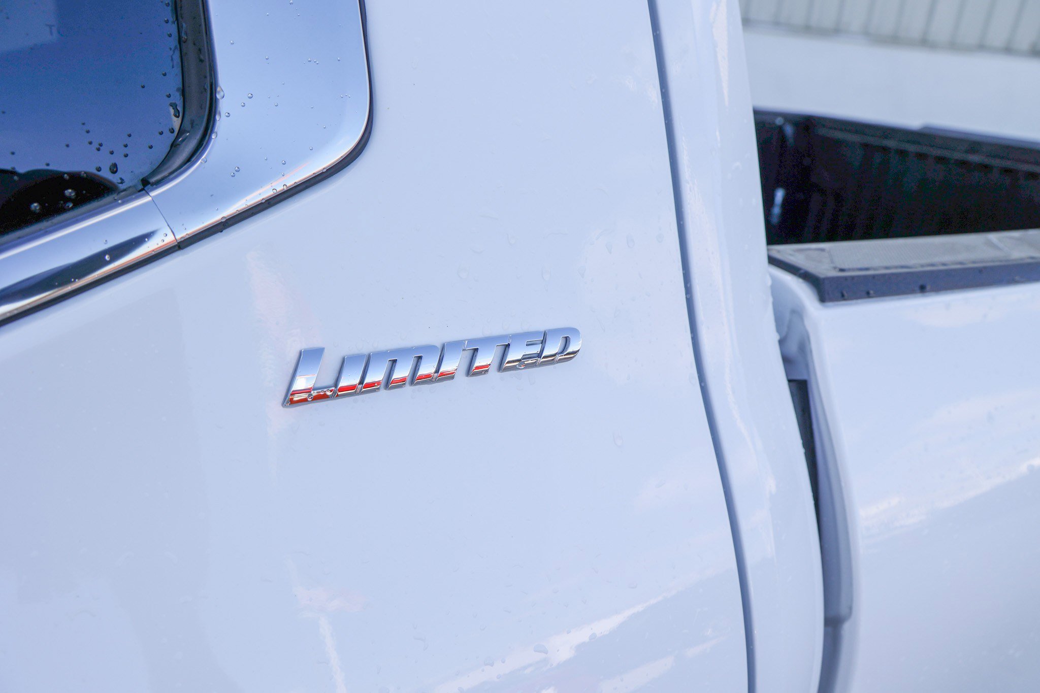 Used 2025 Toyota Tundra Limited image 15