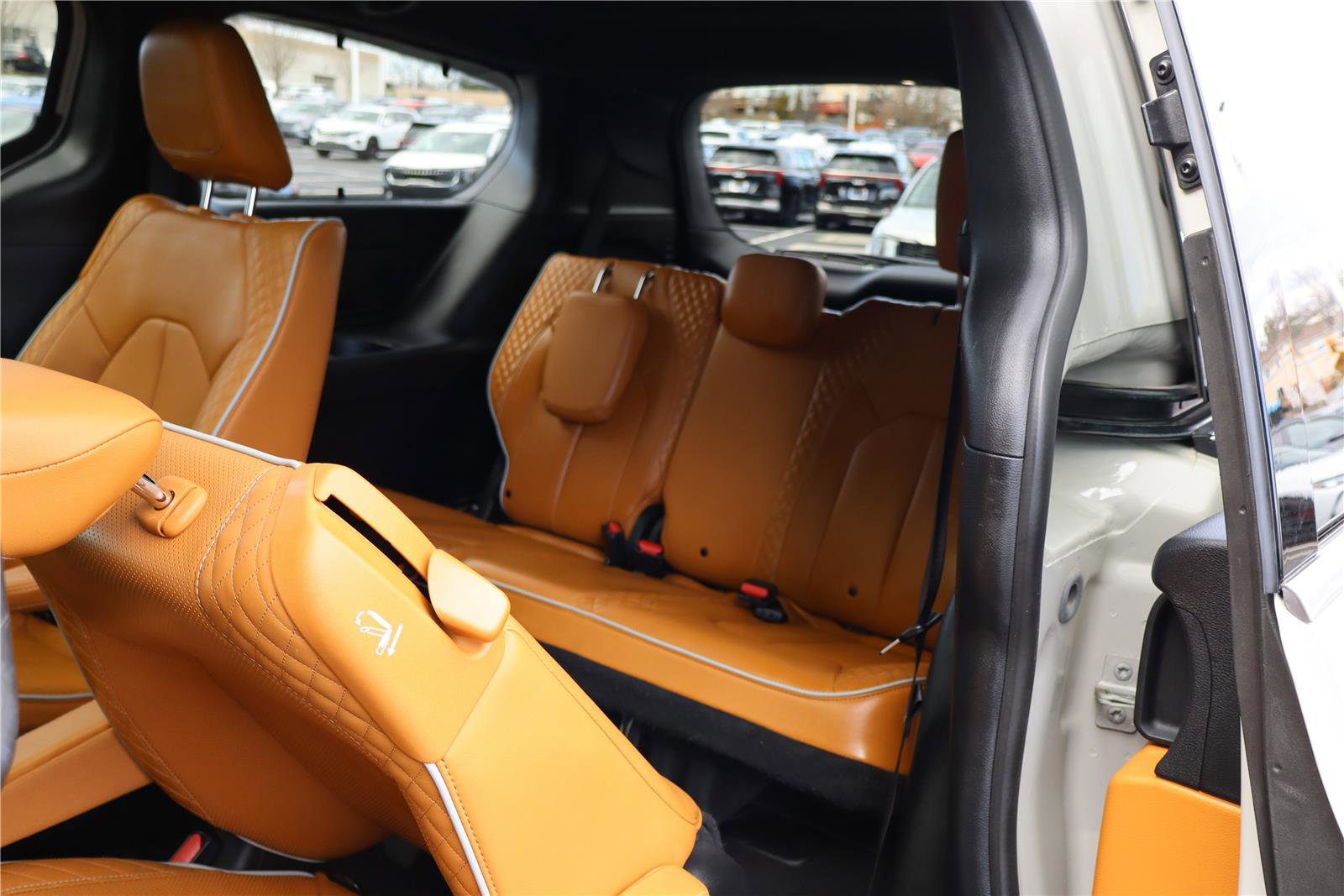 Used 2021 Chrysler Pacifica Pinnacle image 25