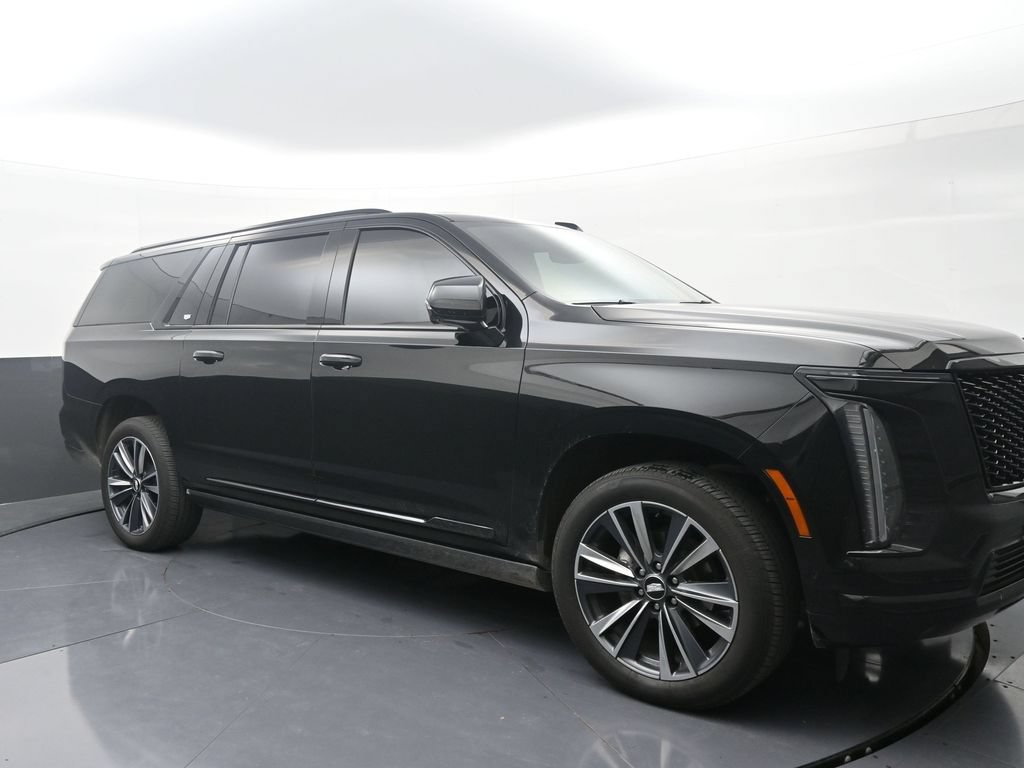 Used 2025 Cadillac Escalade ESV Sport w/ Touring Package AWD/4WD image 3