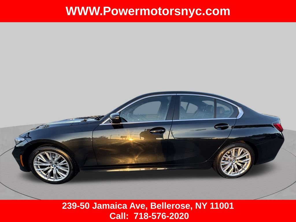 Used 2024 BMW 330i Sedan w/ Convenience Package RWD image 2
