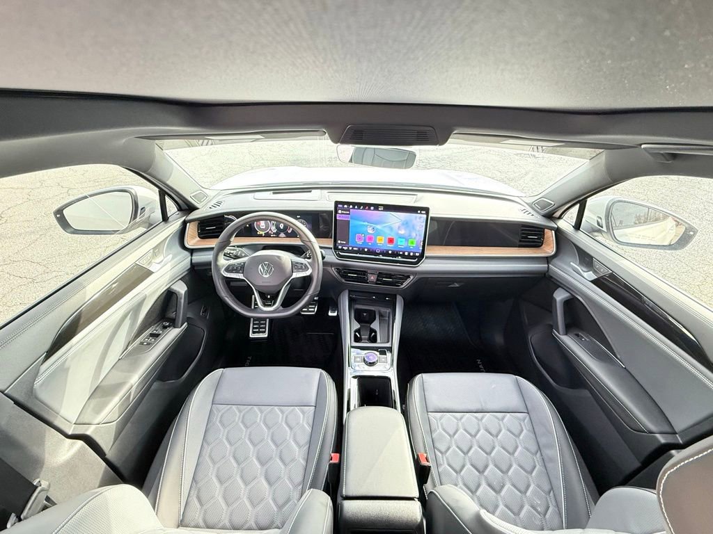 Used 2026 Volkswagen Tiguan SEL R-Line image 26