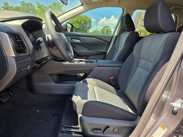 New 2026 Nissan Rogue SV FWD image 7