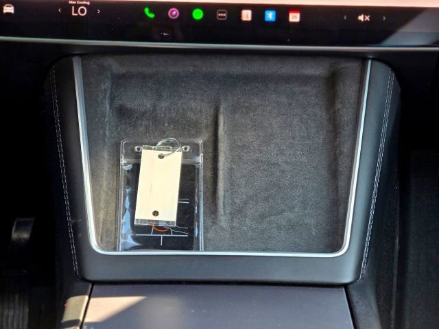 Used 2026 Tesla Model Y AWD image 19