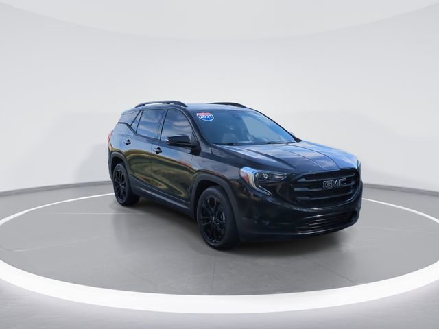 Used 2021 GMC Terrain SLT w/ Elevation Edition FWD image 2