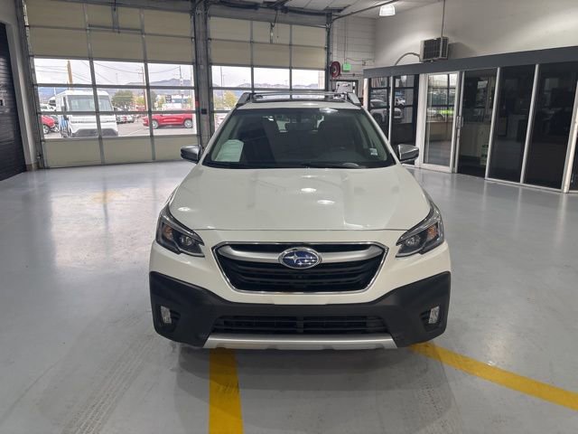 Used 2022 Subaru Outback Touring XT image 3