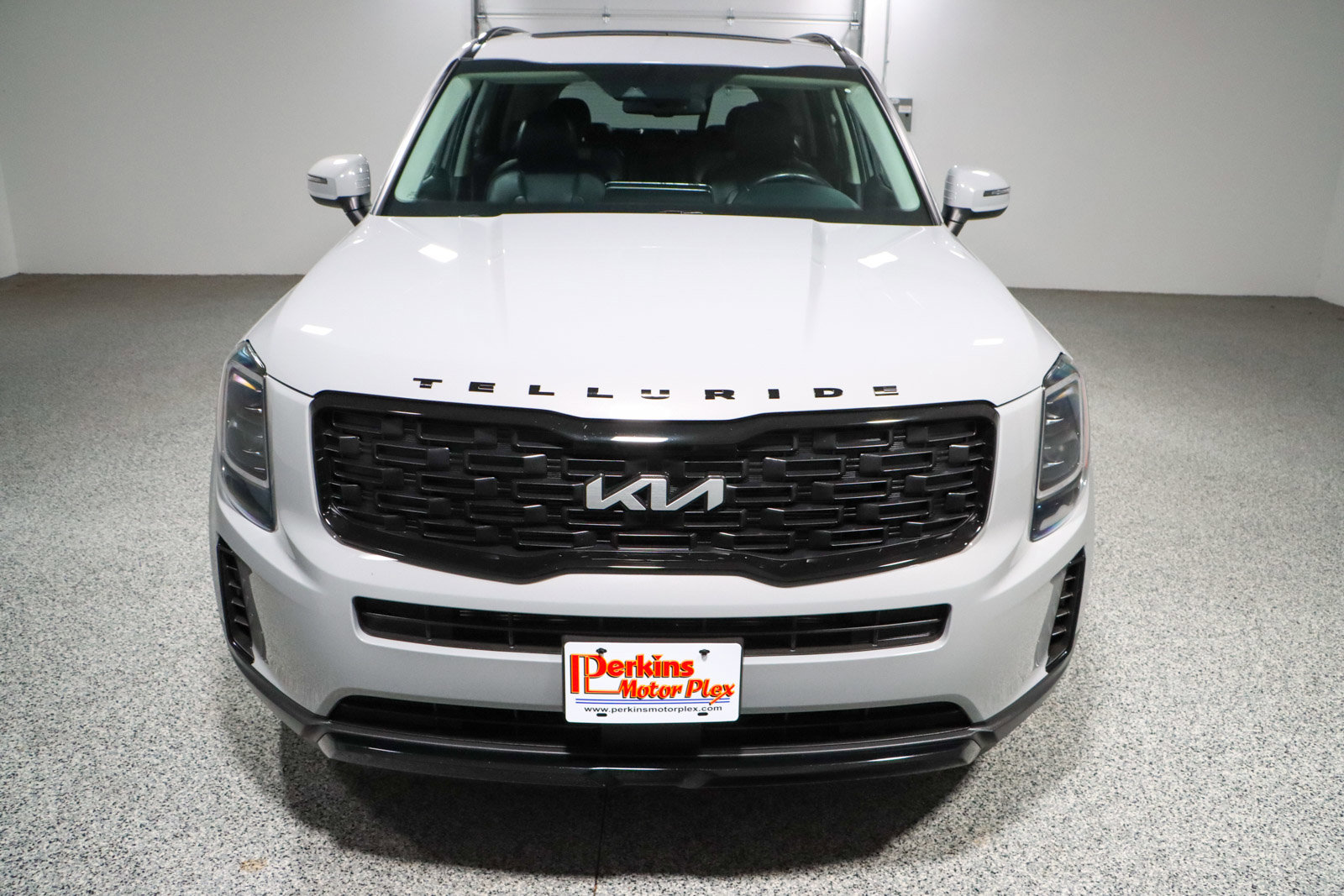 Used 2022 Kia Telluride EX w/ EX Premium Package image 4