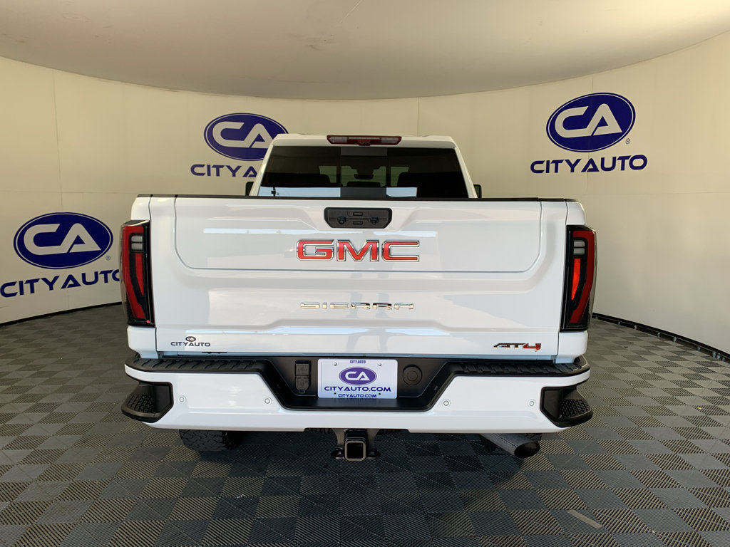 Used 2025 GMC Sierra 2500 AT4 w/ AT4 Premium Plus Package AWD/4WD image 4