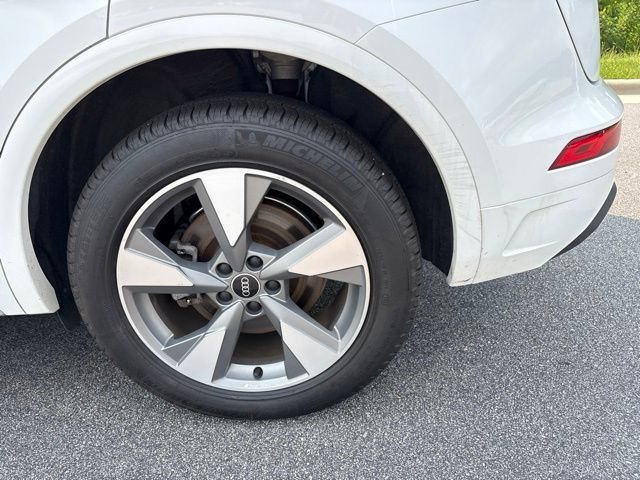 Used 2023 Audi Q5 2.0T Premium Plus w/ Premium Plus Package AWD/4WD image 7