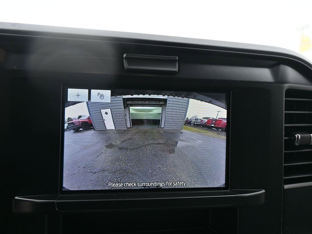 New 2026 Ford F350 XL w/ XL Chrome Package image 32