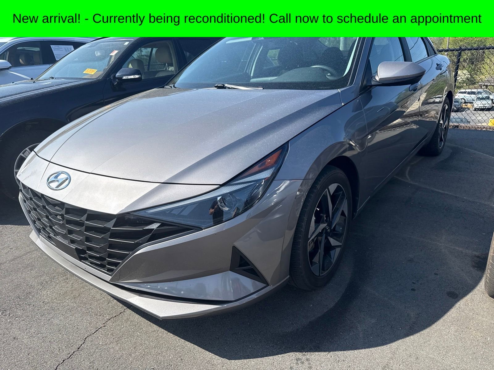 Used 2023 Hyundai Elantra SEL w/ Convenience Package image 1