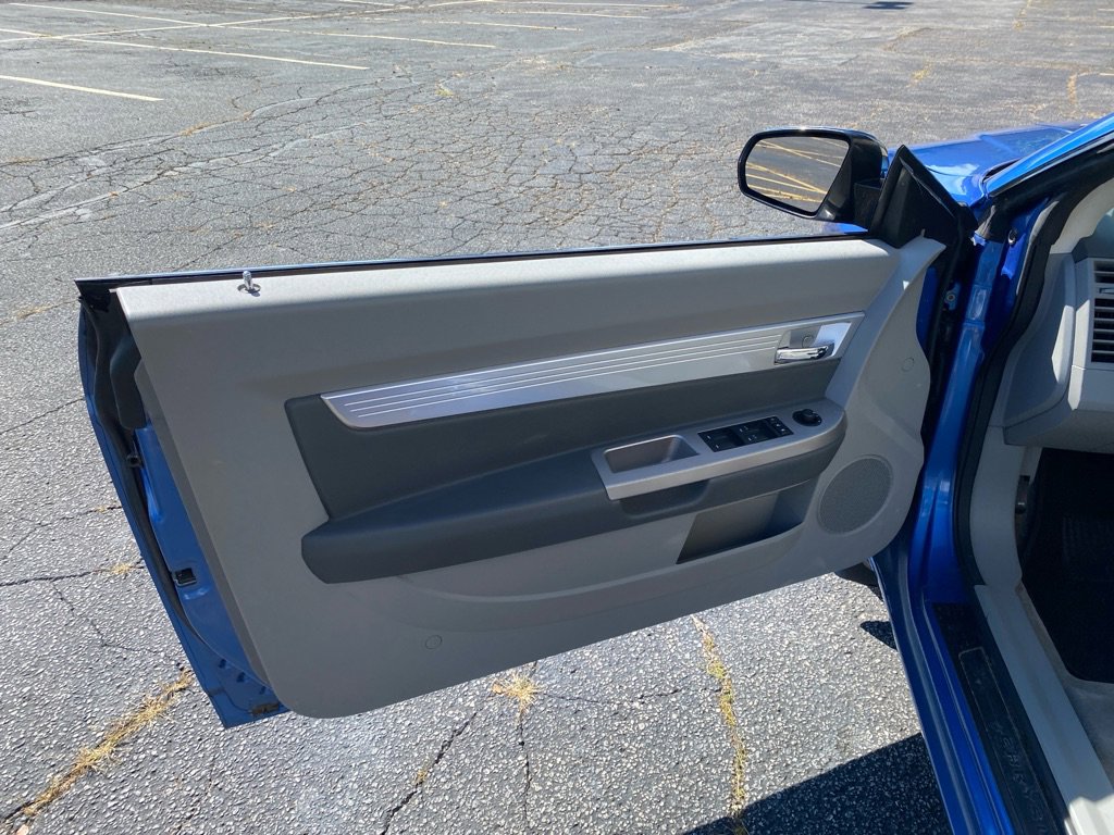 Used 2008 Chrysler Sebring Touring image 11