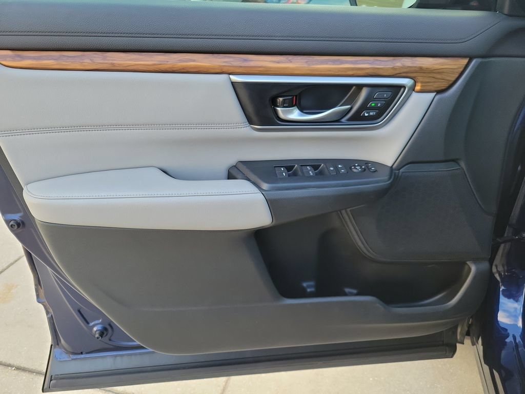 Used 2019 Honda CR-V Touring image 21