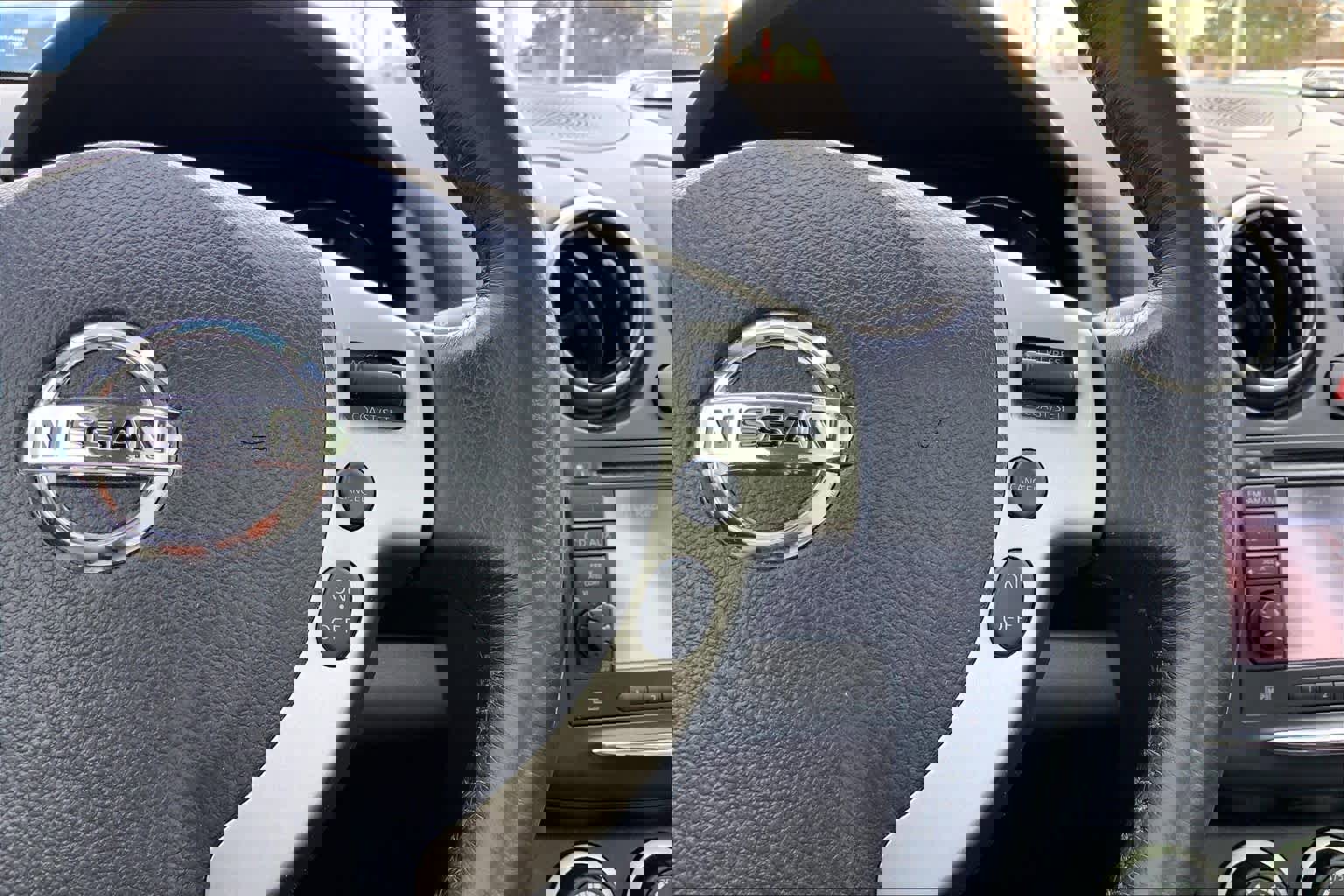 Used 2012 Nissan Rogue SL image 22