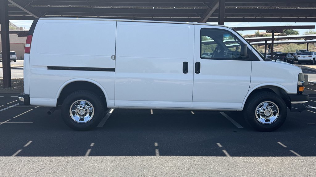 Used 2014 Chevrolet Express 3500 RWD image 7