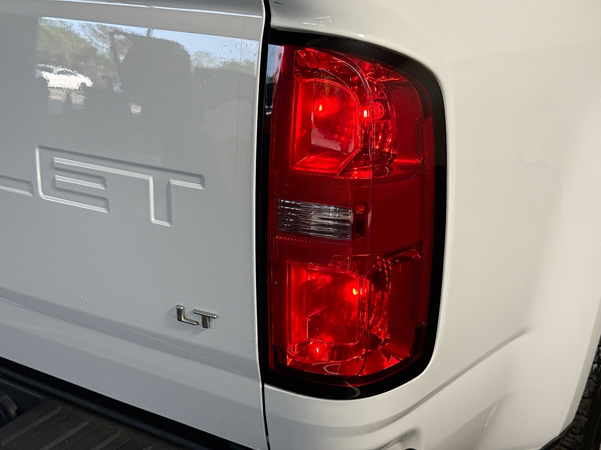 Used 2022 Chevrolet Colorado LT w/ Fleet Safety Package RWD image 33