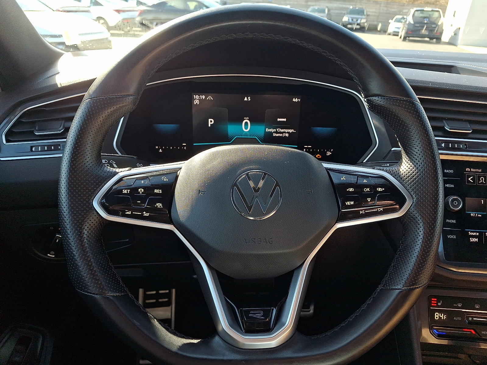 Used 2022 Volkswagen Tiguan SE R-Line image 19