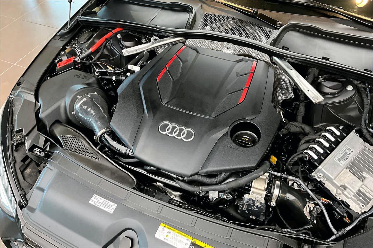 Used 2022 Audi S4 Premium Plus w/ Premium Plus Package AWD/4WD image 30