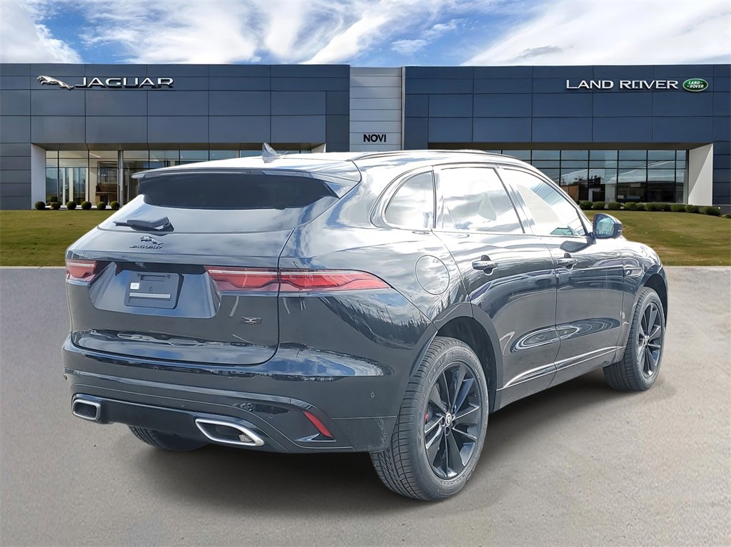 New 2026 Jaguar F-PACE R-Dynamic S image 3
