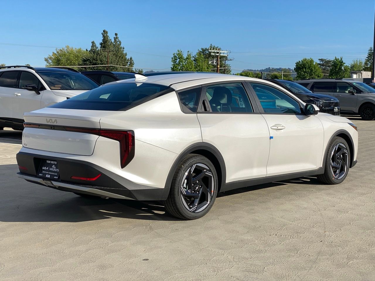 New 2026 Kia K4 EX image 3