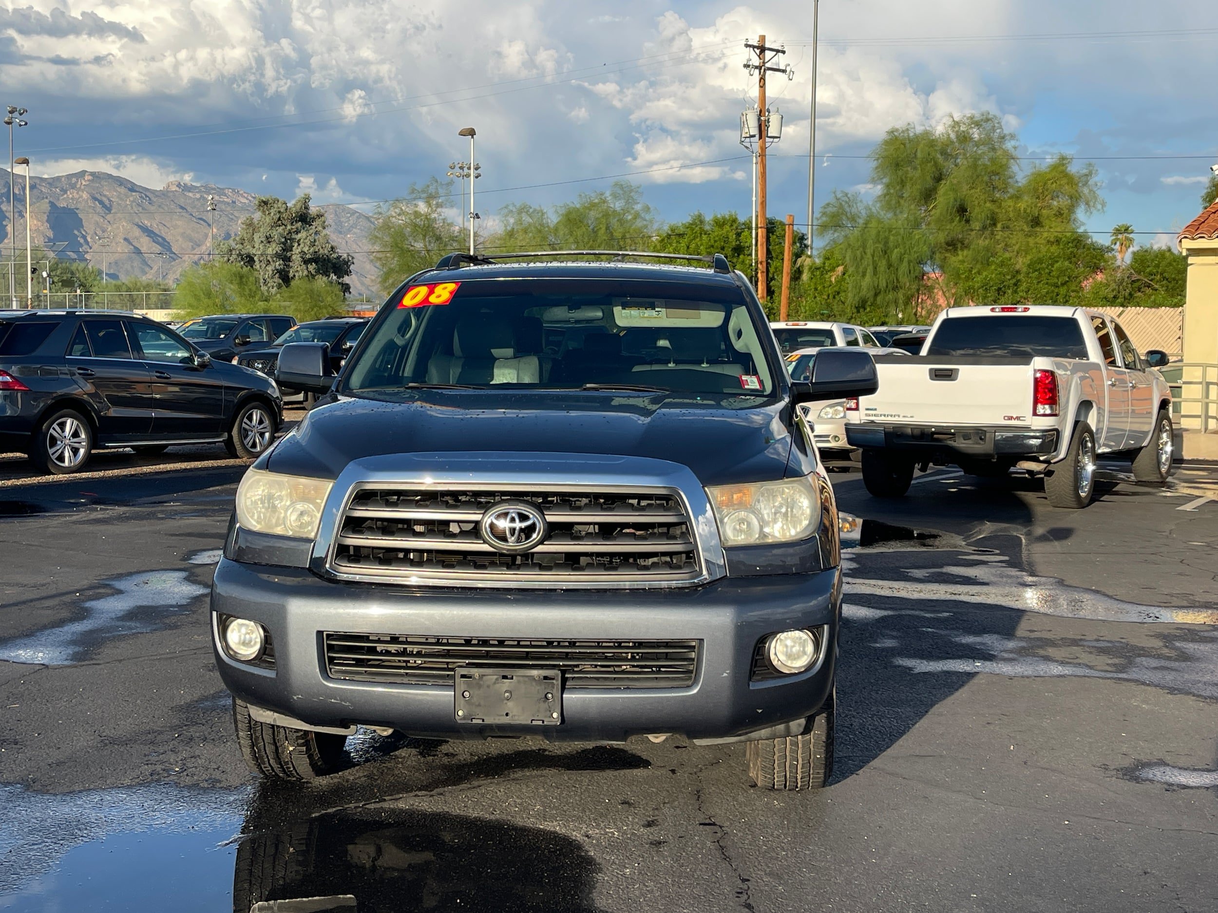 Used 2008 Toyota Sequoia SR5 w/ Pwr Driver Seat Pkg RWD image 8