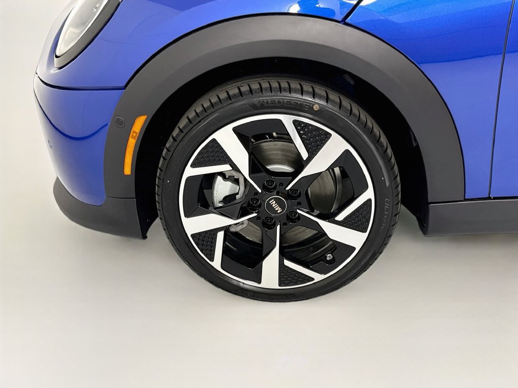 New 2027 MINI Cooper 4-Door Hardtop FWD image 30