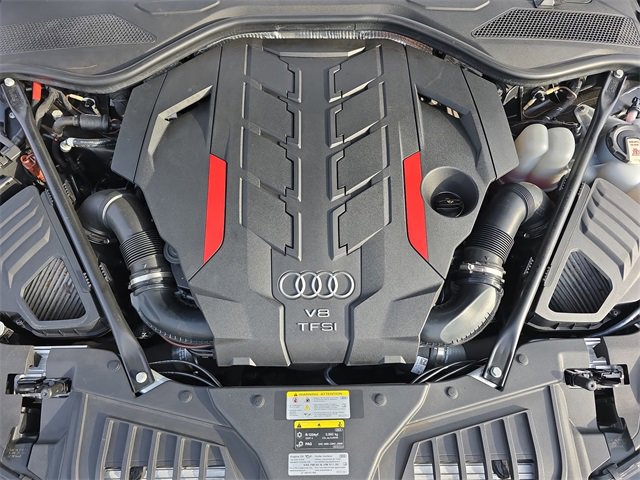 Used 2023 Audi S8 w/ S8 Comfort Plus Package image 34