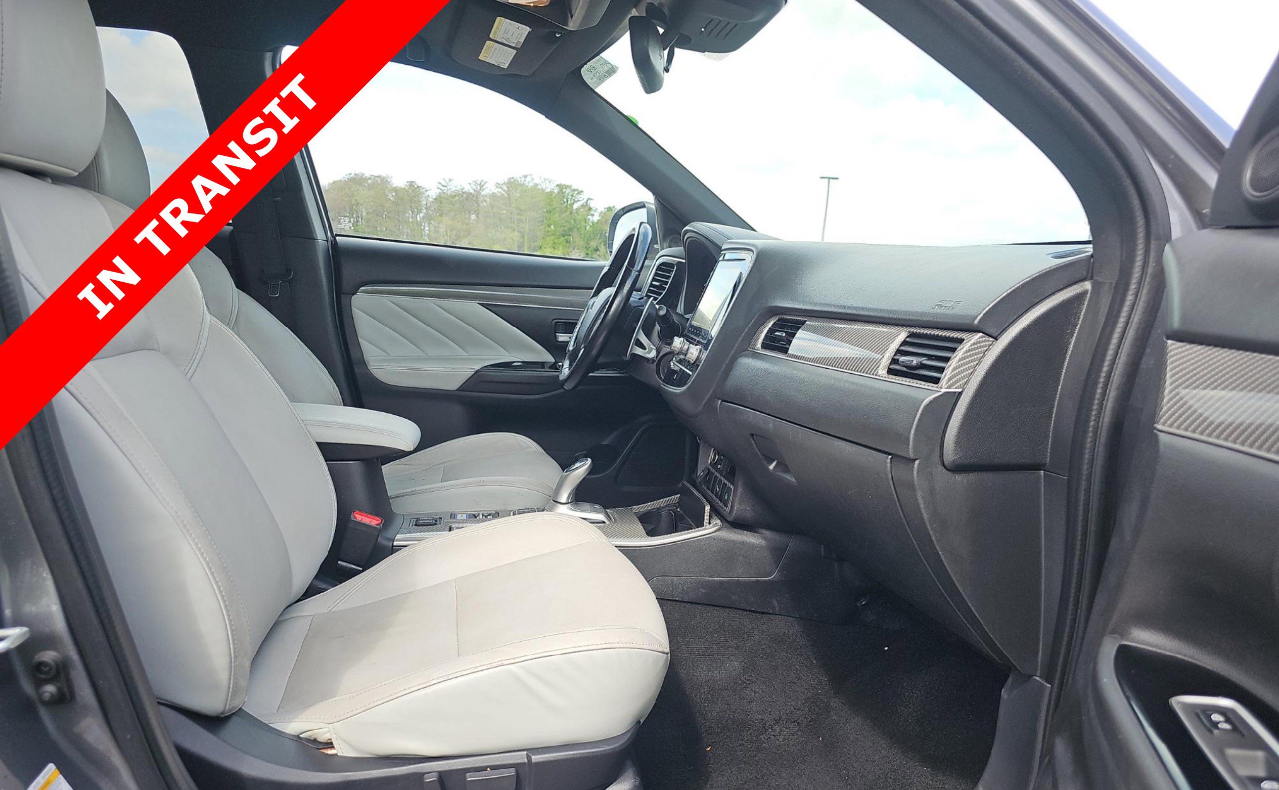 Used 2022 Mitsubishi Outlander LE AWD/4WD image 6