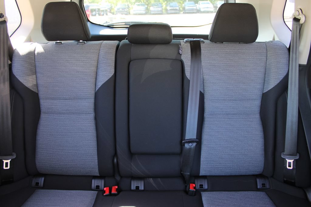 Used 2023 Nissan Rogue SV AWD/4WD image 27