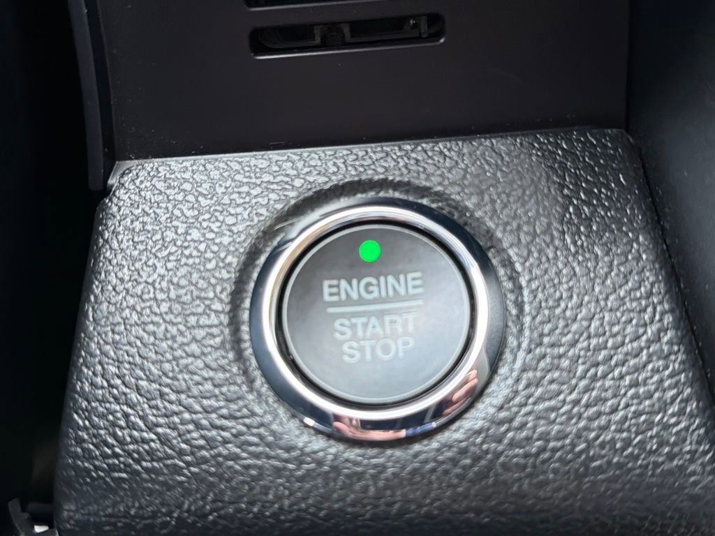 Used 2019 Ford F150 Lariat w/ Equipment Group 501A Mid image 22