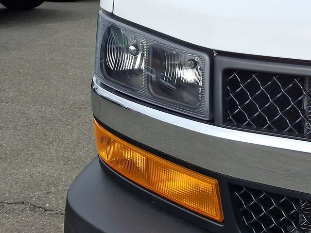 New 2026 Chevrolet Express 3500 w/ Power Convenience Package RWD image 5