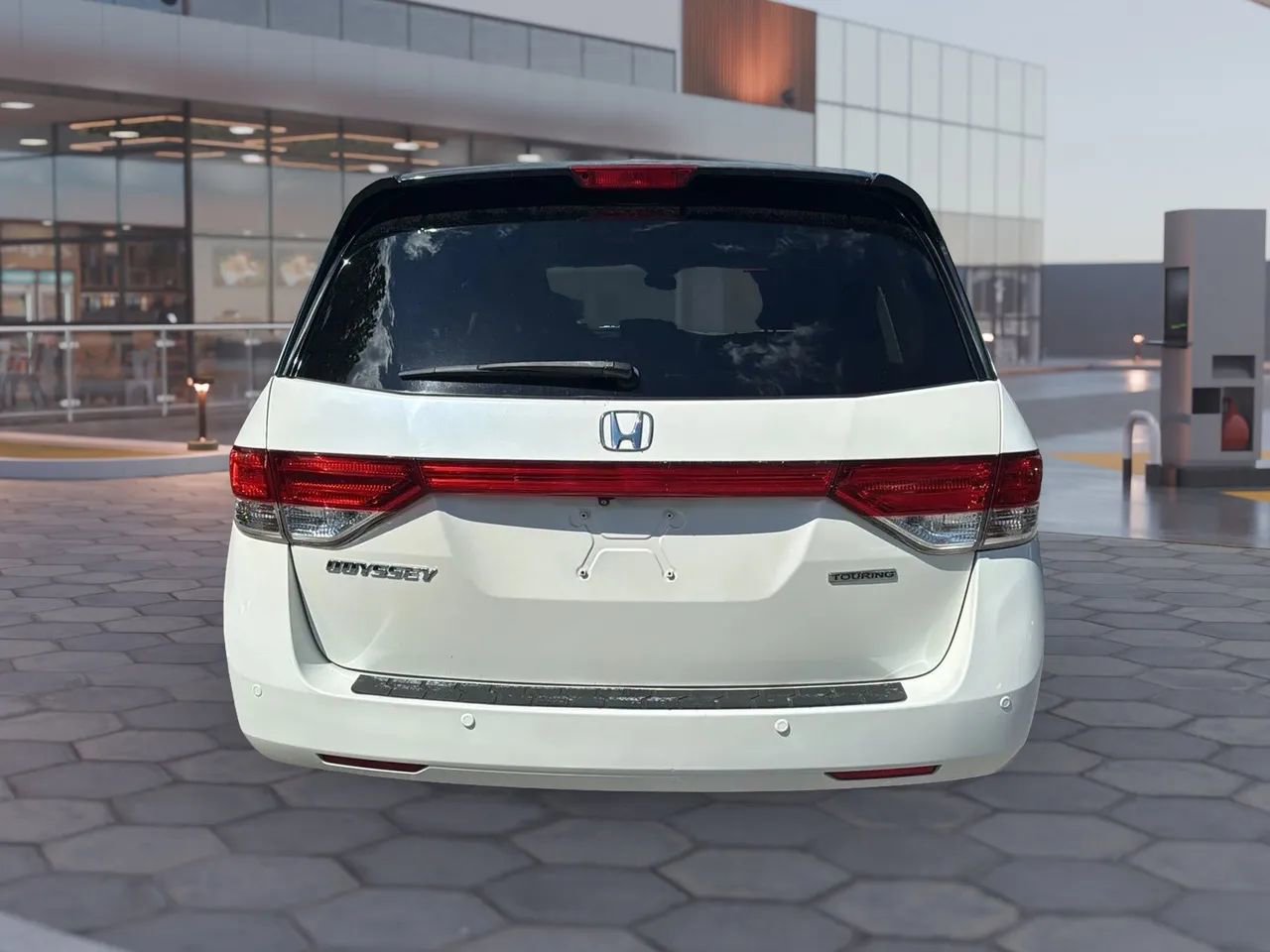 Used 2016 Honda Odyssey Touring image 6