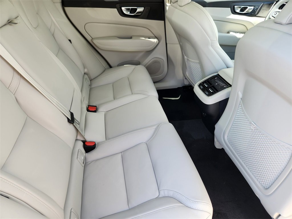 New 2026 Volvo XC60 B5 Ultra w/ Protection Package Premier image 21