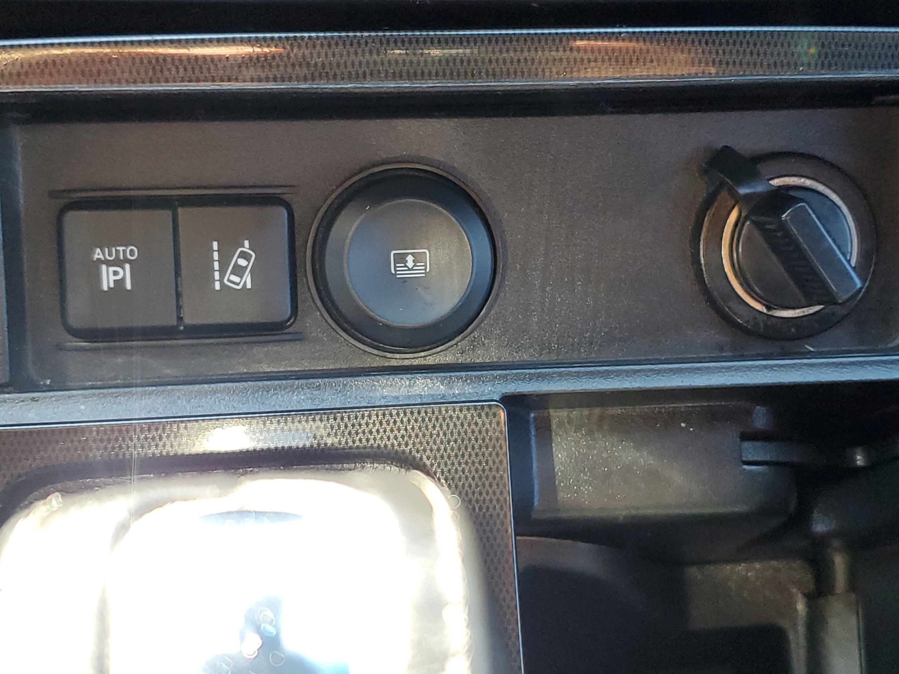 Used 2015 Ford Taurus SHO w/ Equipment Group 401A AWD/4WD image 28