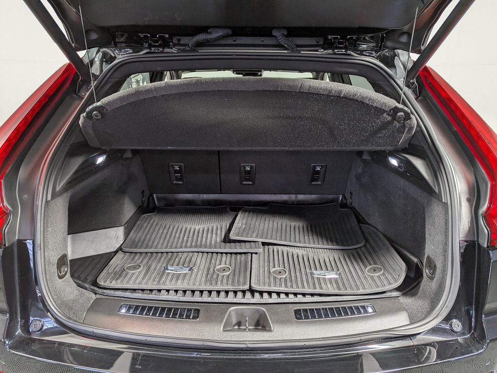 Used 2019 Cadillac XT4 Premium Luxury w/ Cold Weather Package image 46