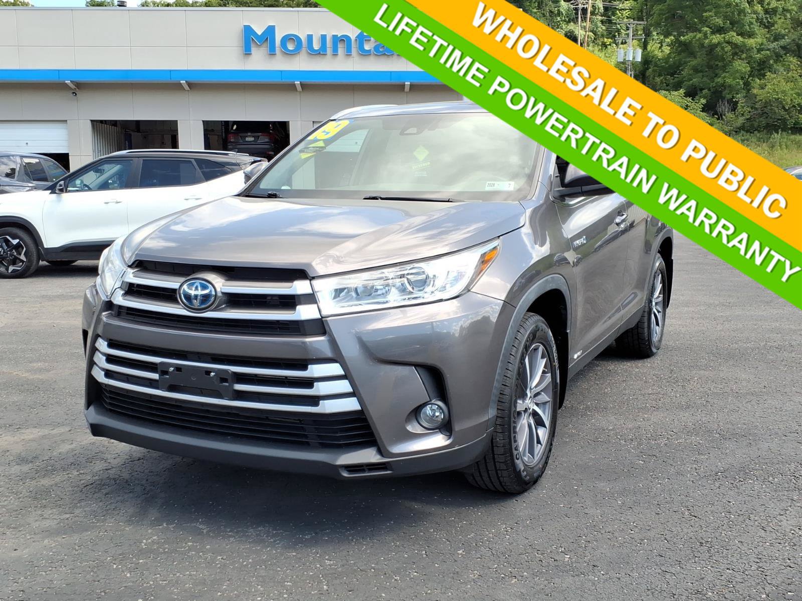Used 2019 Toyota Highlander XLE