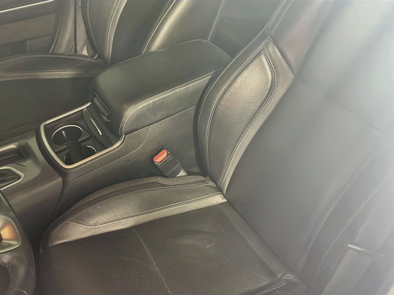 Used 2021 Dodge Charger SXT w/ Leather Interior Group RWD image 18