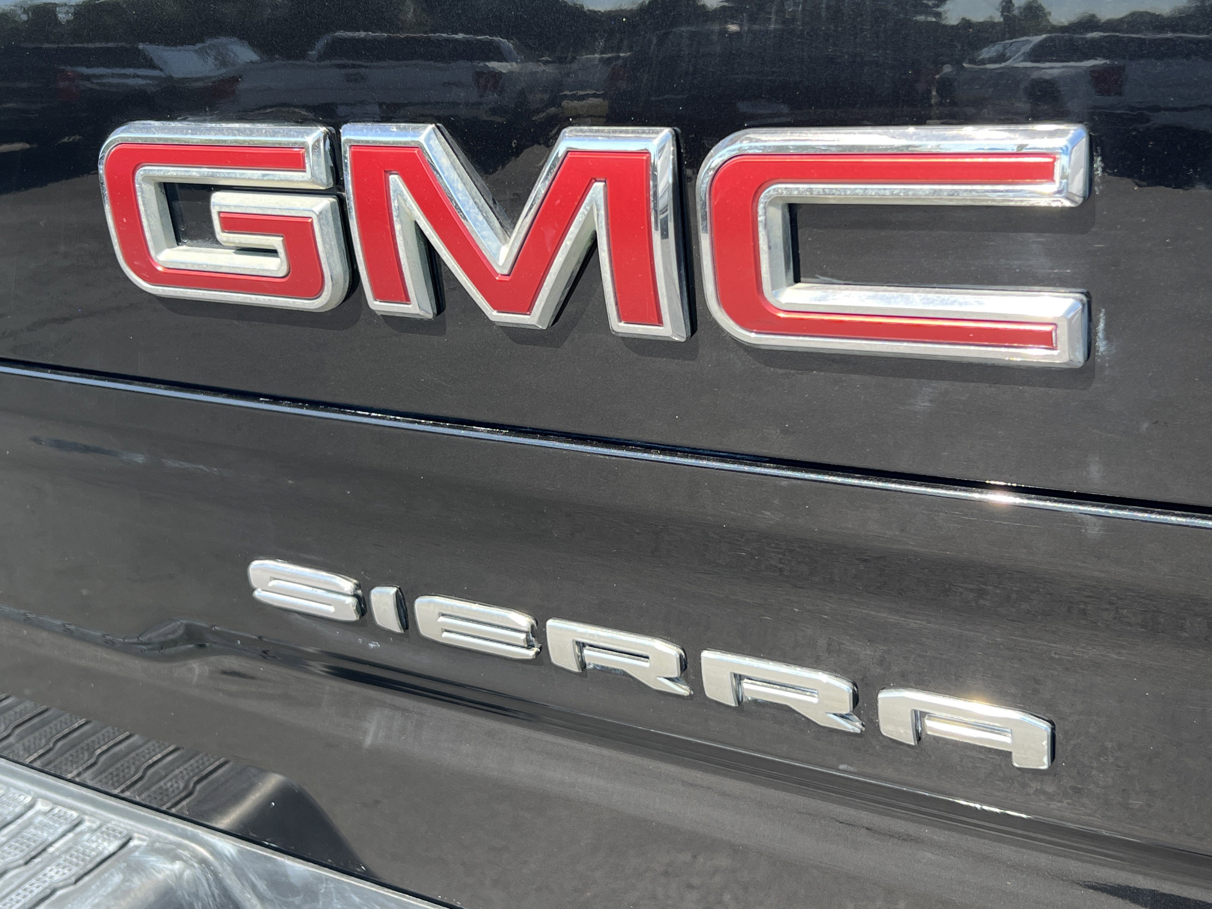 Used 2021 GMC Sierra 1500 AT4 image 8