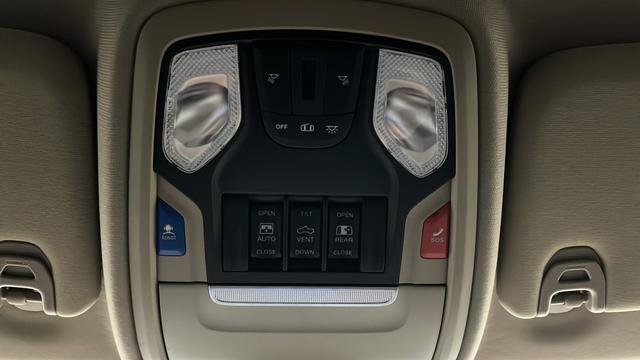 Used 2022 RAM 2500 Big Horn w/ Level C Equiment Group AWD/4WD image 35